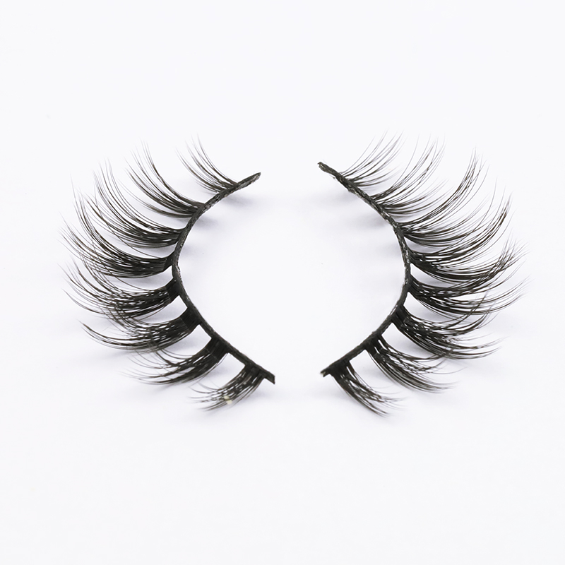 natural-lashes.JPG