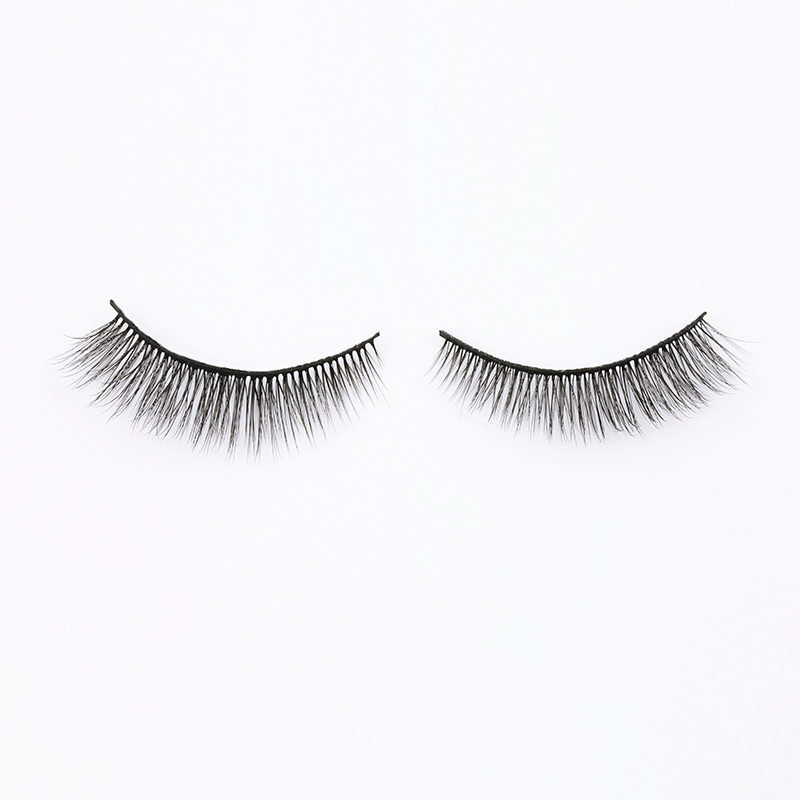 Synthetic-lashes.JPG