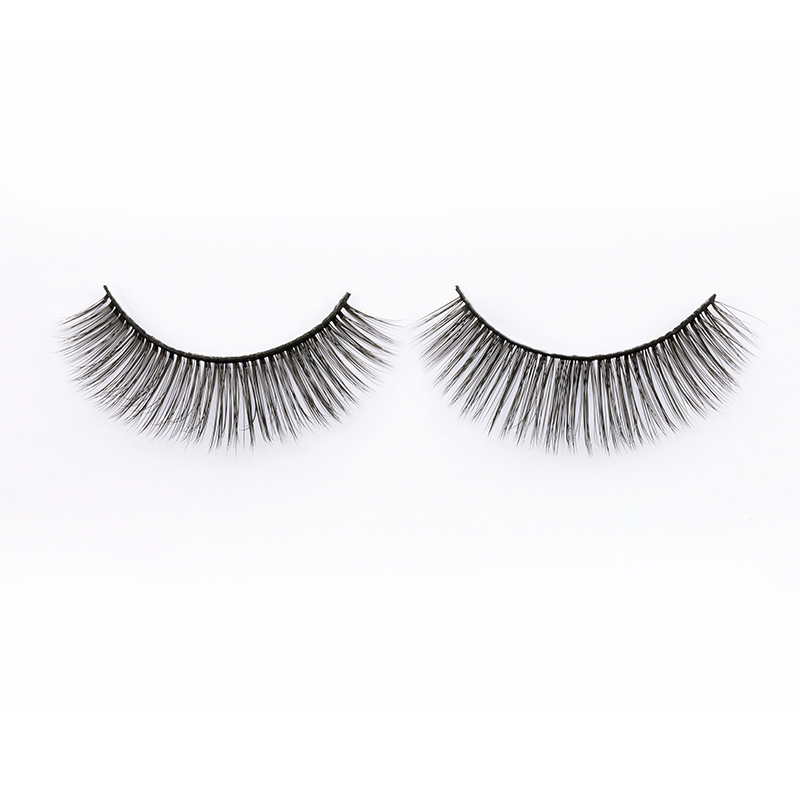 false-lashes.JPG